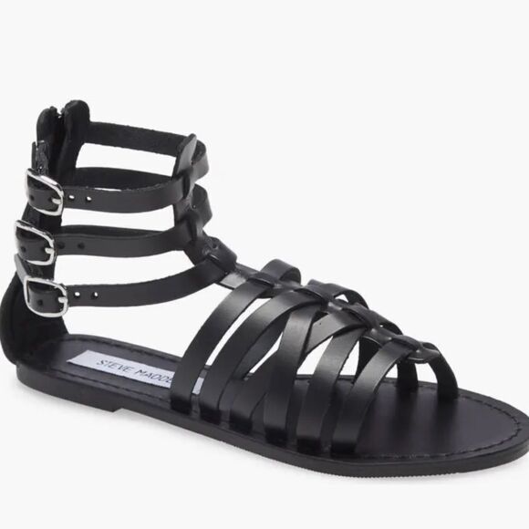 Steve Madden Shoes - Steve Madden Yashi Gladiator Sandals in Black with Silver Buckles Sz 7, NWOB
